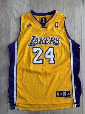Youth Adidas Authentics Swingman Kobe Bryant Jersey L